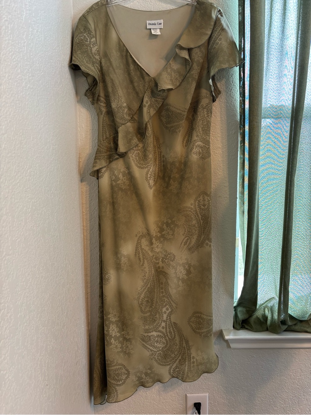 Amanda Lane Olive Paisley Ruffle Midi Dress feminine silhouette